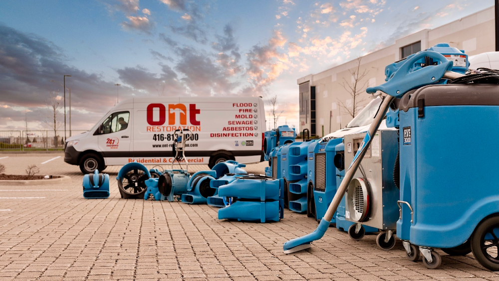 ONT Restoration services in Vaughan | Water damage | Flood damage | Mold Removal | Sewage Cleanup